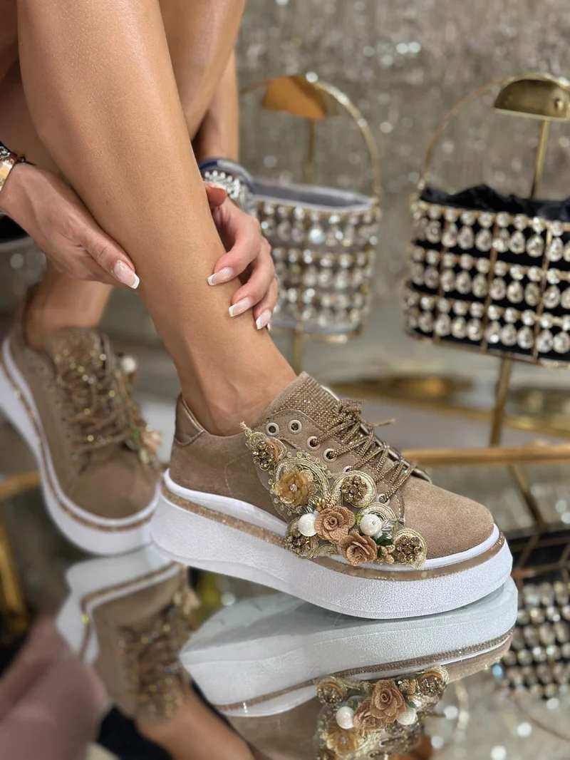 Cristal Customized Sneakers