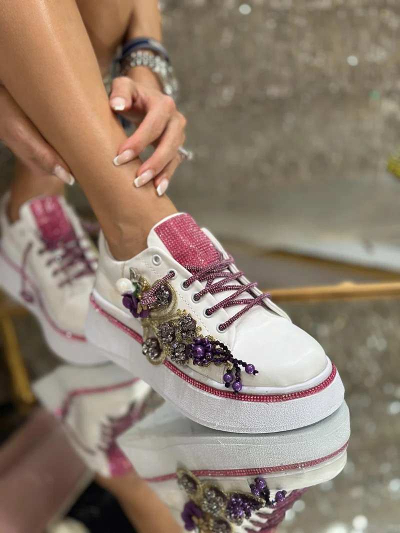 Cristal Customized Sneakers