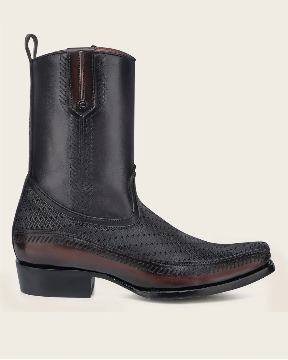 DECORATED OXFORD BOVINE BOOT