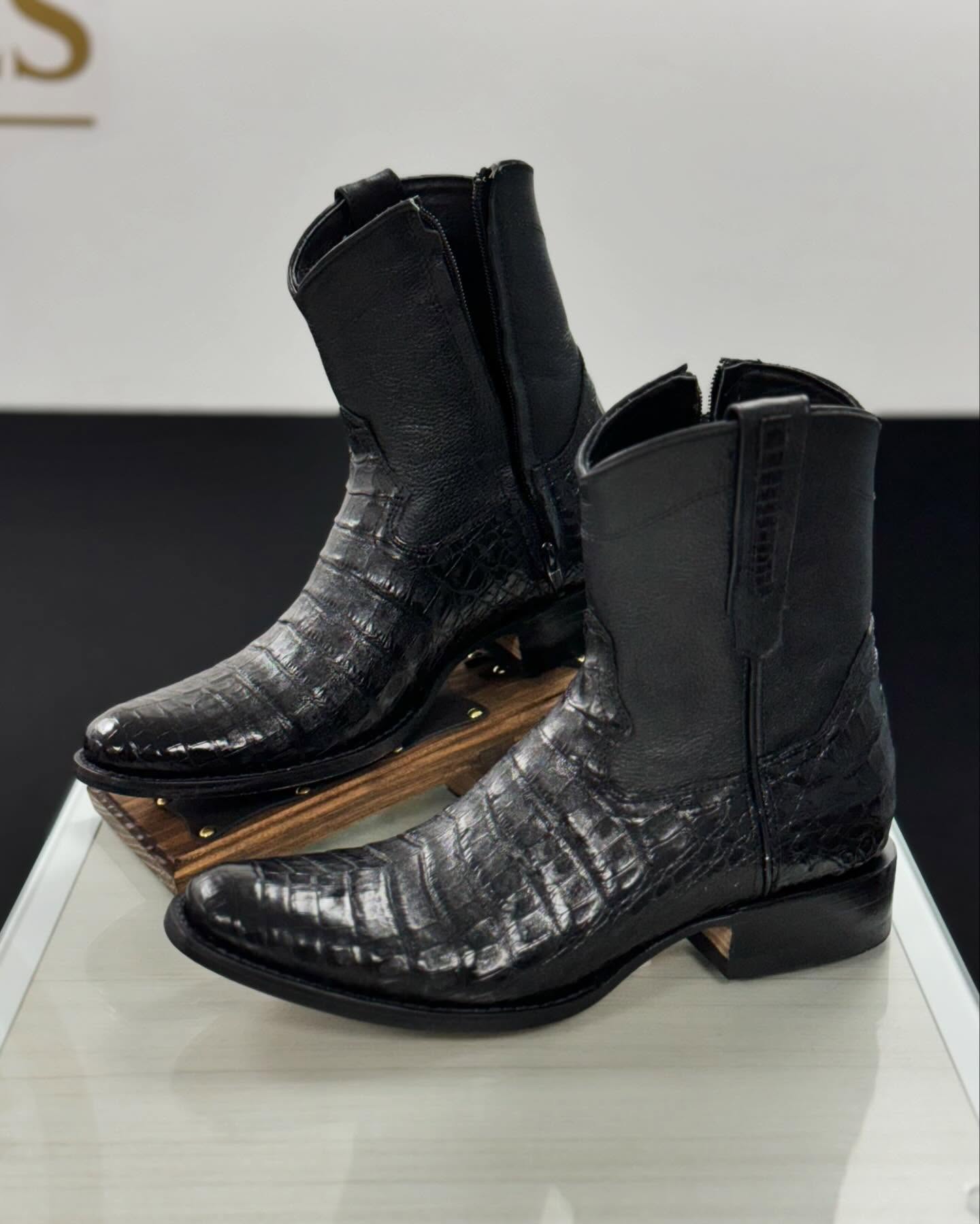 Comfortable Non-slip Crocodile Leather Boots