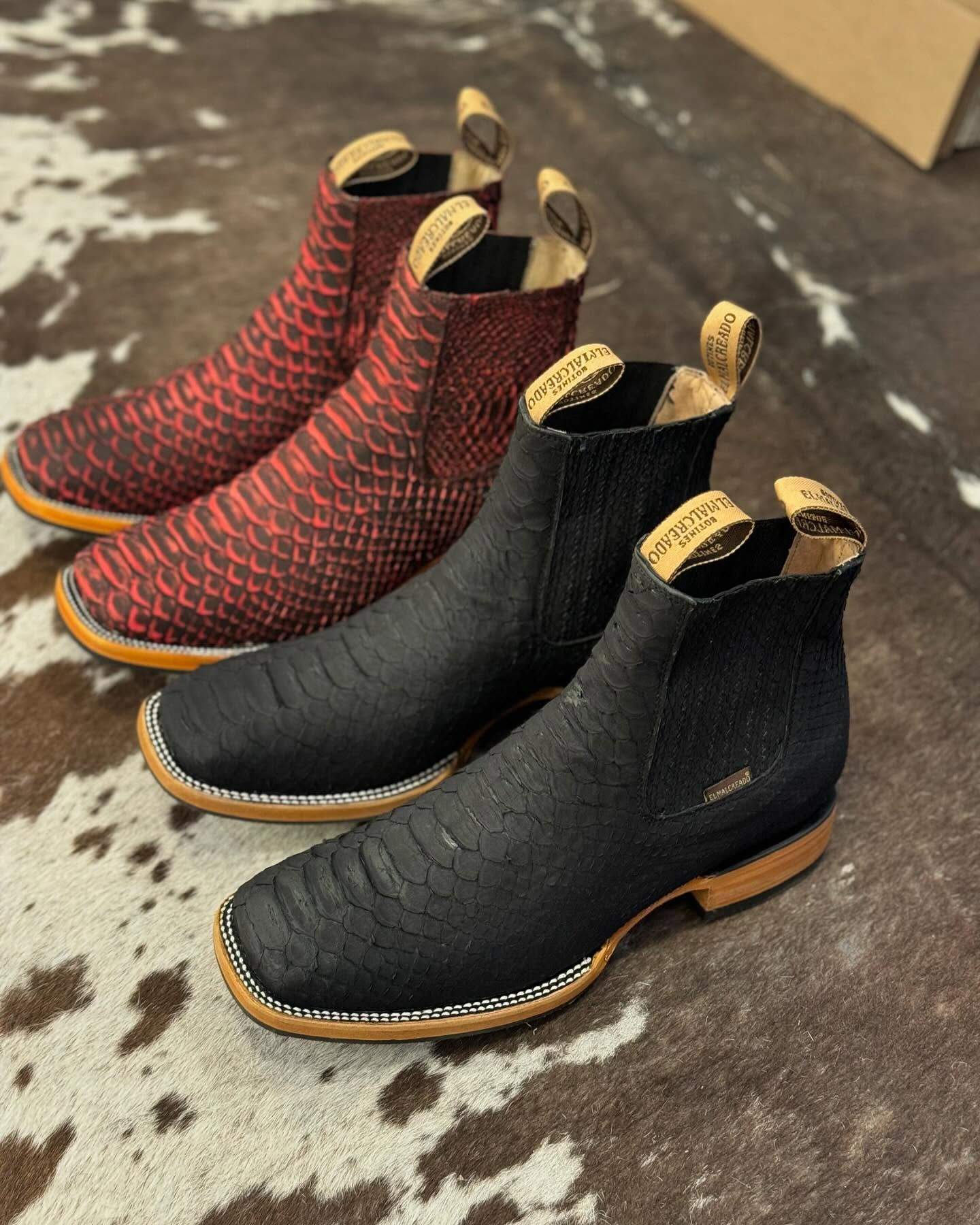 Handmade Cowboy Boots In Crocodile Leather