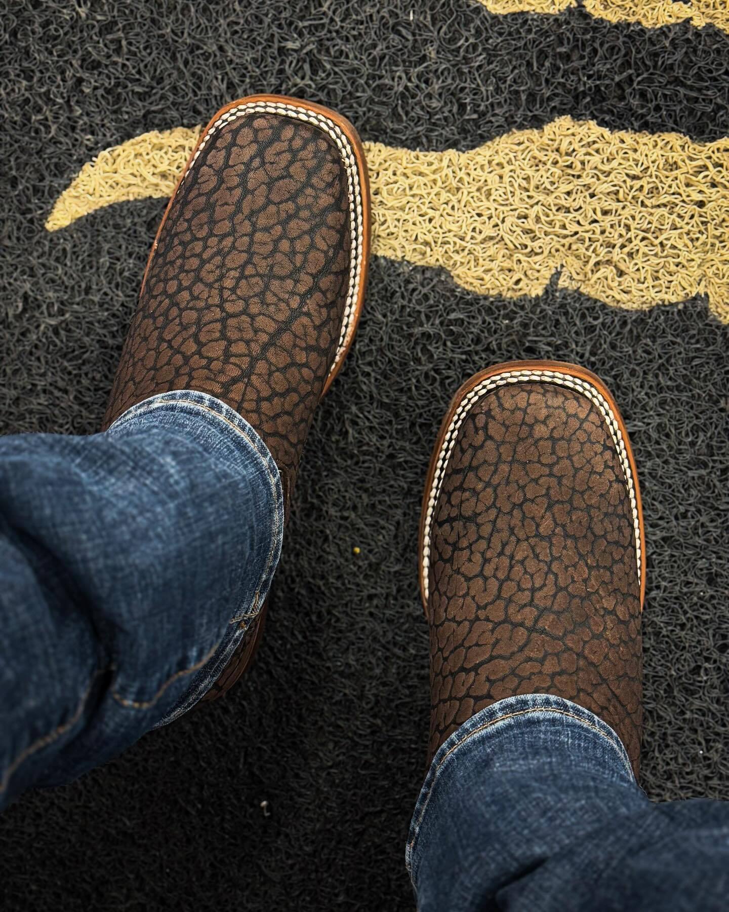 Textured Stretch Cowboy Boots