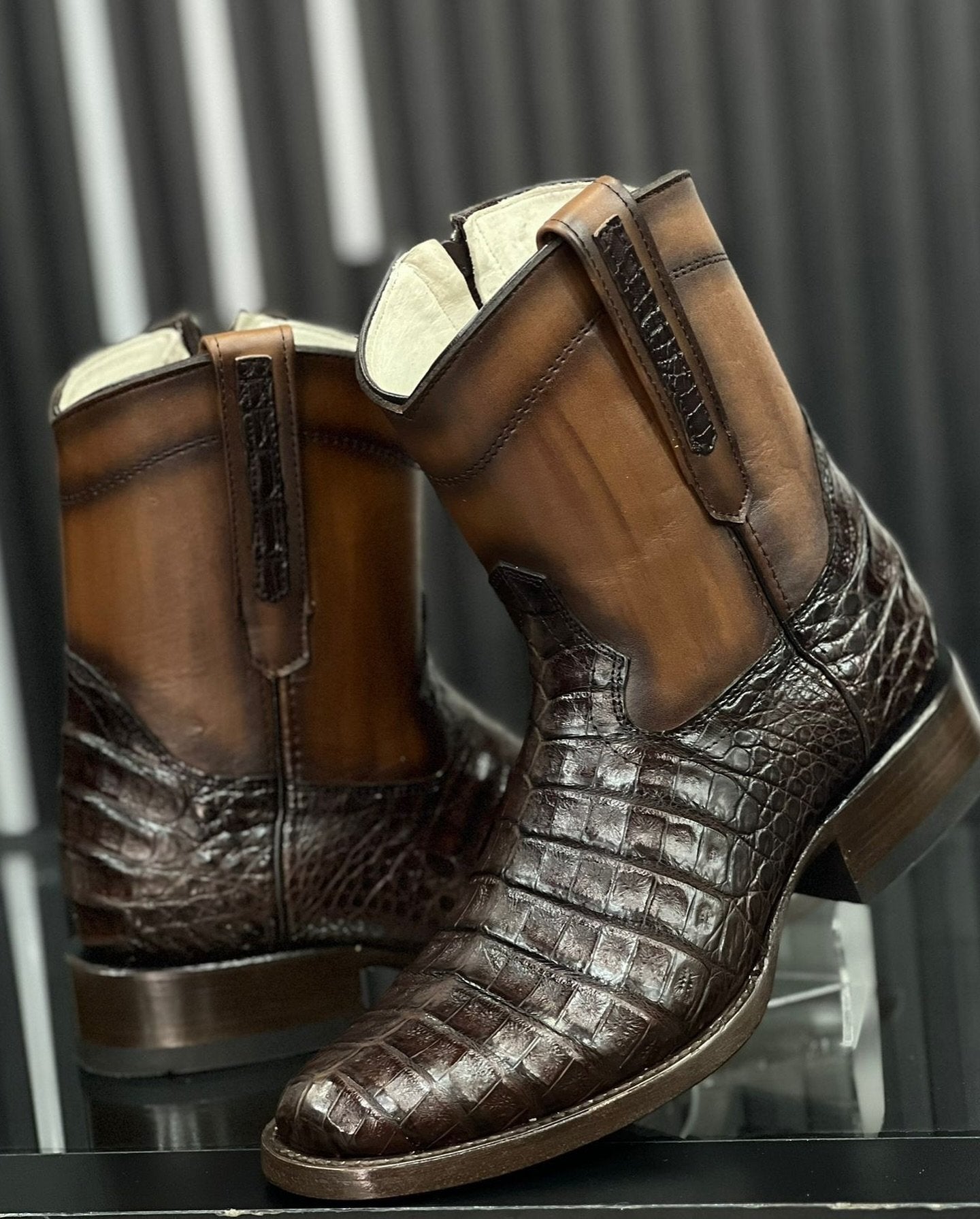 Comfortable Non-slip Crocodile Leather Boots