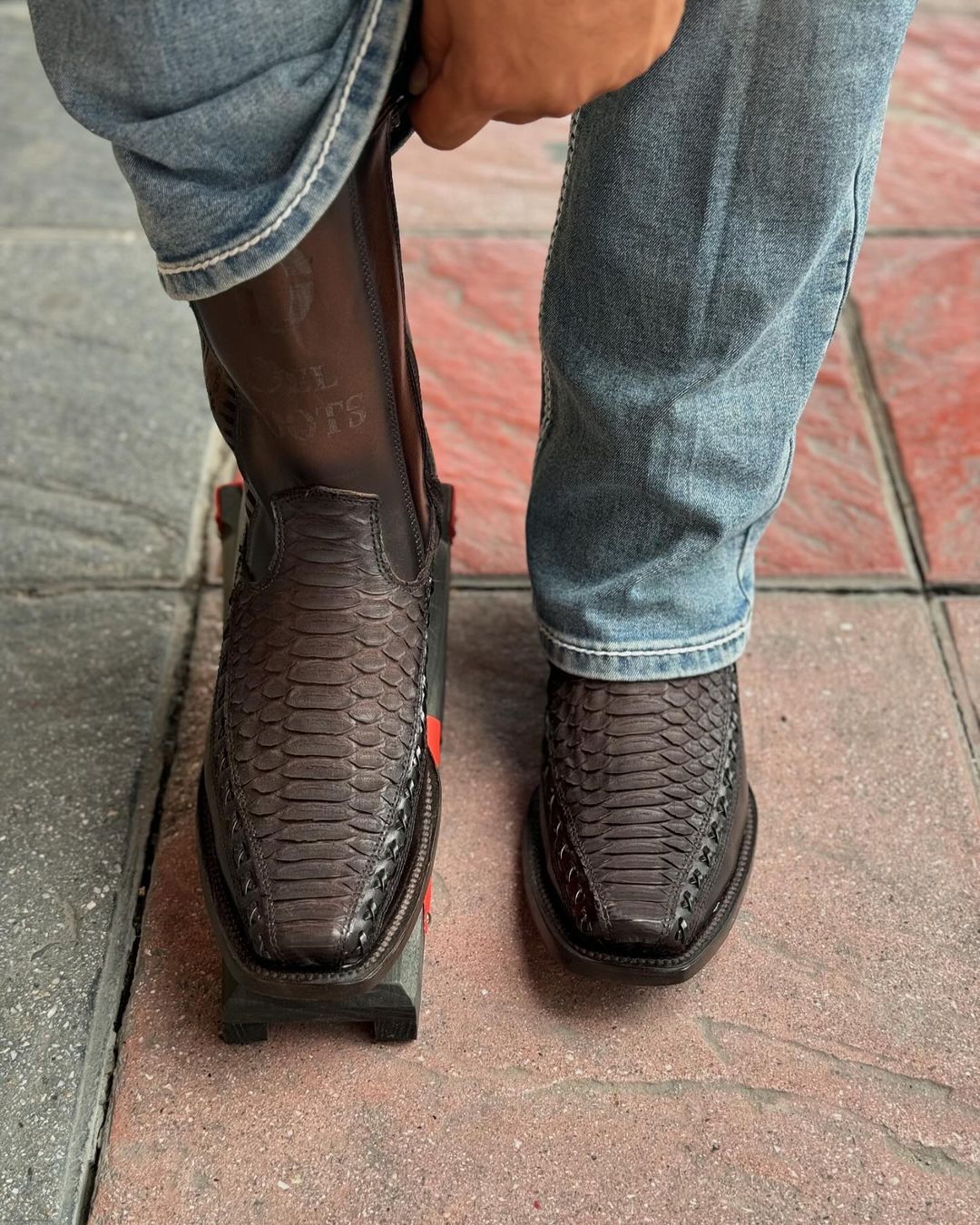 Durable Western Cowboy Python Boots